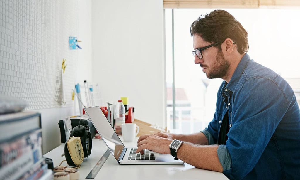 A blogger has to Properly manage his blog